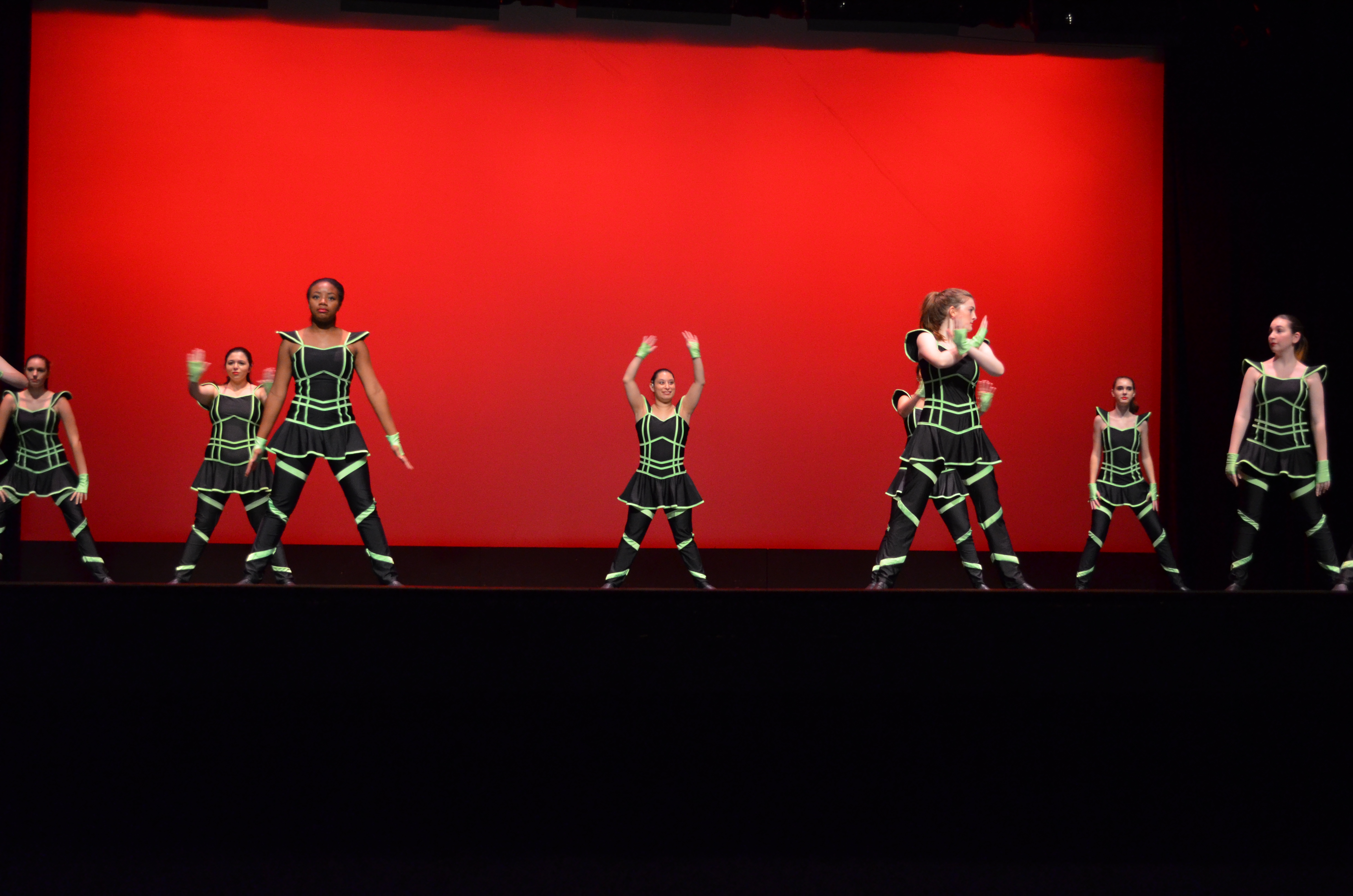 ./2016/11 - Dance Recital/DSC_0327.JPG